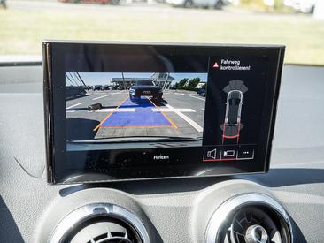 Audi Q2 Advanced 35 TFSI S Tronic — photo 11