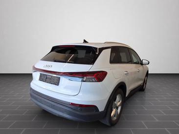 Audi Q4 E-tron 40 E-tron — photo 2