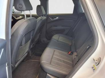 Audi Q4 E-tron 40 E-tron — photo 4