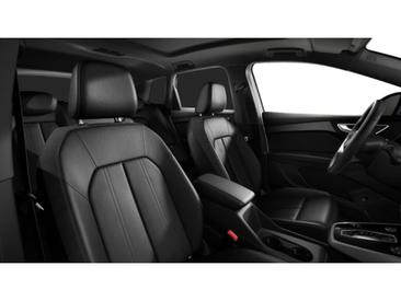 Audi Q4 E-tron 40 E-tron — photo 5