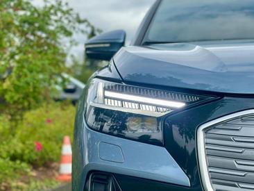 Audi Q4 E-tron 40 E-tron — photo 4