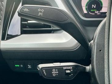 Audi Q4 E-tron 40 E-tron — photo 15