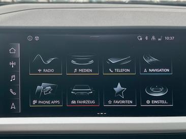 Audi Q4 E-tron 40 E-tron — photo 19