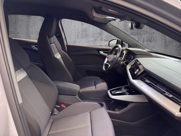 Audi Q4 E-tron 40 E-tron — photo 8