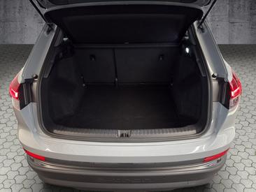Audi Q4 E-tron 40 E-tron — photo 14