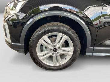 Audi Q2 Advanced 35 TFSI S Tronic — photo 5