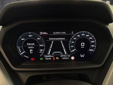 Audi Q4 E-tron 40 E-tron — photo 18