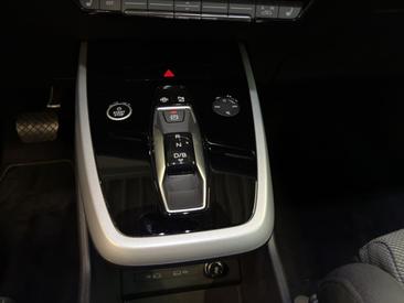Audi Q4 E-tron 40 E-tron — photo 20