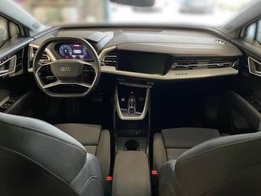 Audi Q4 E-tron 40 E-tron — photo 12