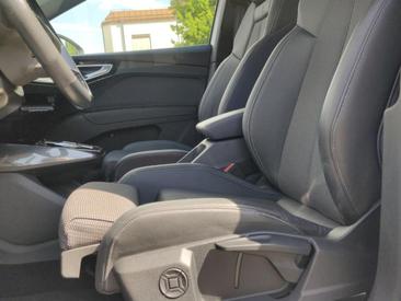 Audi Q4 E-tron 40 E-tron — photo 7