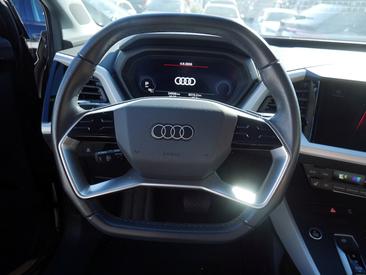 Audi Q4 E-tron 40 E-tron — photo 10
