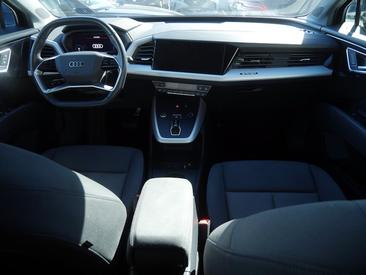 Audi Q4 E-tron 40 E-tron — photo 20
