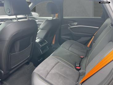 Audi E-tron S Line 50 Quattro — photo 10