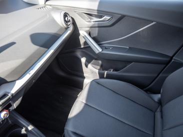 Audi Q2 Advanced 35 TFSI S Tronic — photo 13