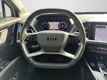 Audi Q4 E-tron 40 E-tron — photo 9