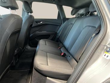 Audi Q4 E-tron 40 E-tron — photo 12