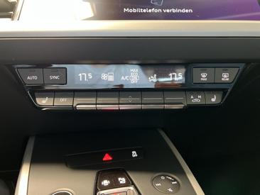 Audi Q4 E-tron 40 E-tron — photo 21