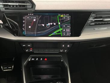 Audi S 3 Sportback TFSI — photo 11