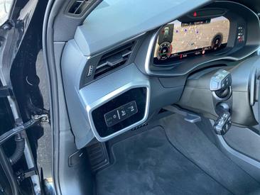Audi A6 Avant 45 TDI Quattro — photo 12