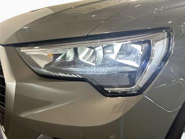 Audi Q3 35 TFSI — photo 7