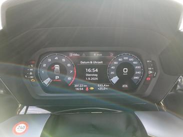 Audi A3 Sportback 35 TFSI — photo 14