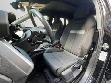 Audi A3 Sportback 35 TFSI — photo 12