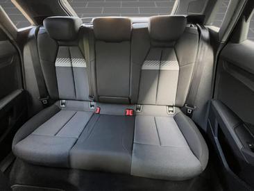 Audi A3 Sportback 35 TFSI — photo 14