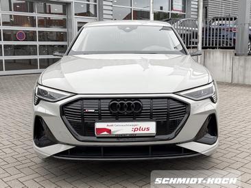 Audi E-tron 55 Quattro — photo 5