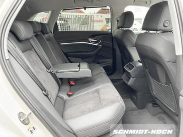 Audi E-tron 55 Quattro — photo 12