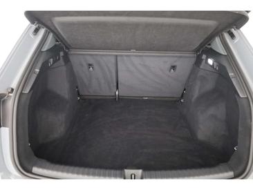 Audi Q4 E-tron 45 E-tron — photo 12