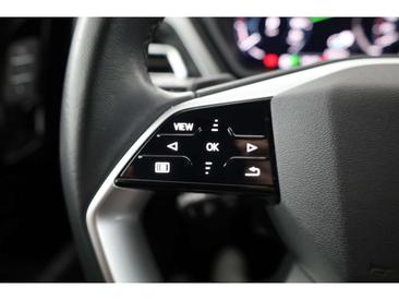 Audi Q4 E-tron 45 E-tron — photo 13