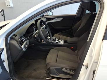 Audi A4 Avant 40 TFSI — photo 6
