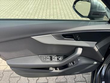 Audi A4 Avant 35 TDI — photo 16