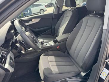 Audi A4 Avant 35 TDI — photo 17