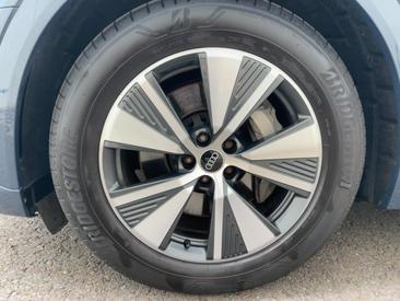 Audi Q8 E-tron Advanced 50 E-tron Quattro — photo 6