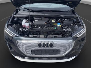 Audi Q4 E-tron 50 E-tron Quattro — photo 14