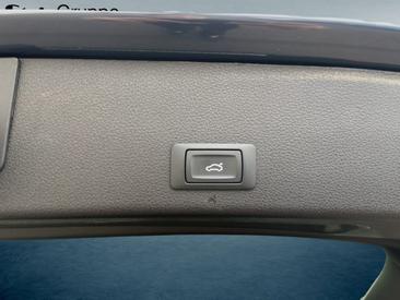 Audi Q8 E-tron Advanced 50 E-tron Quattro — photo 8