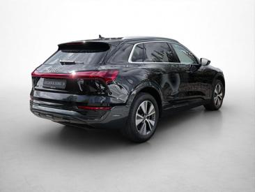 Audi Q8 E-tron Advanced 50 E-tron Quattro — photo 2