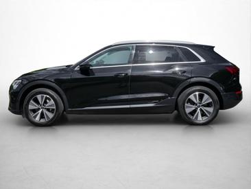 Audi Q8 E-tron Advanced 50 E-tron Quattro — photo 3