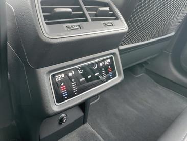 Audi Q8 E-tron Advanced 50 E-tron Quattro — photo 17