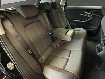 Audi E-tron 50 Quattro — photo 15