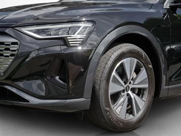 Audi Q8 E-tron Advanced 50 E-tron Quattro — photo 13
