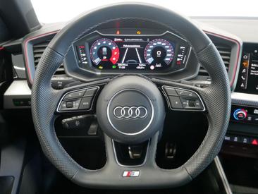 Audi A1 Sportback 40 TFSI — photo 13