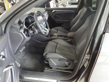 Audi Q3 TFSI E 45 E — photo 3