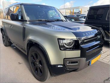 Land Rover Defender 110 P400e — photo 2
