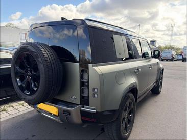 Land Rover Defender 110 P400e — photo 5