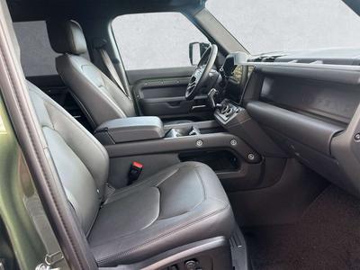 Land Rover Defender D350