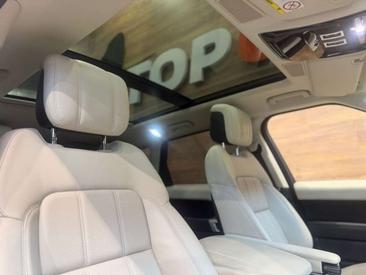 Land Rover Range Rover Sport P440e — photo 12