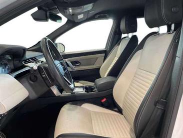 Land Rover Discovery Sport D200 — photo 9