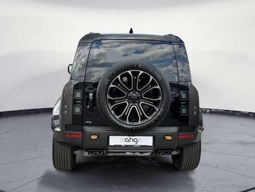 Land Rover Defender P635 — photo 4
